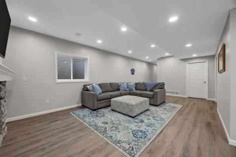 3915 Oak Ridge Drive SE Cedar Rapids IA 52403