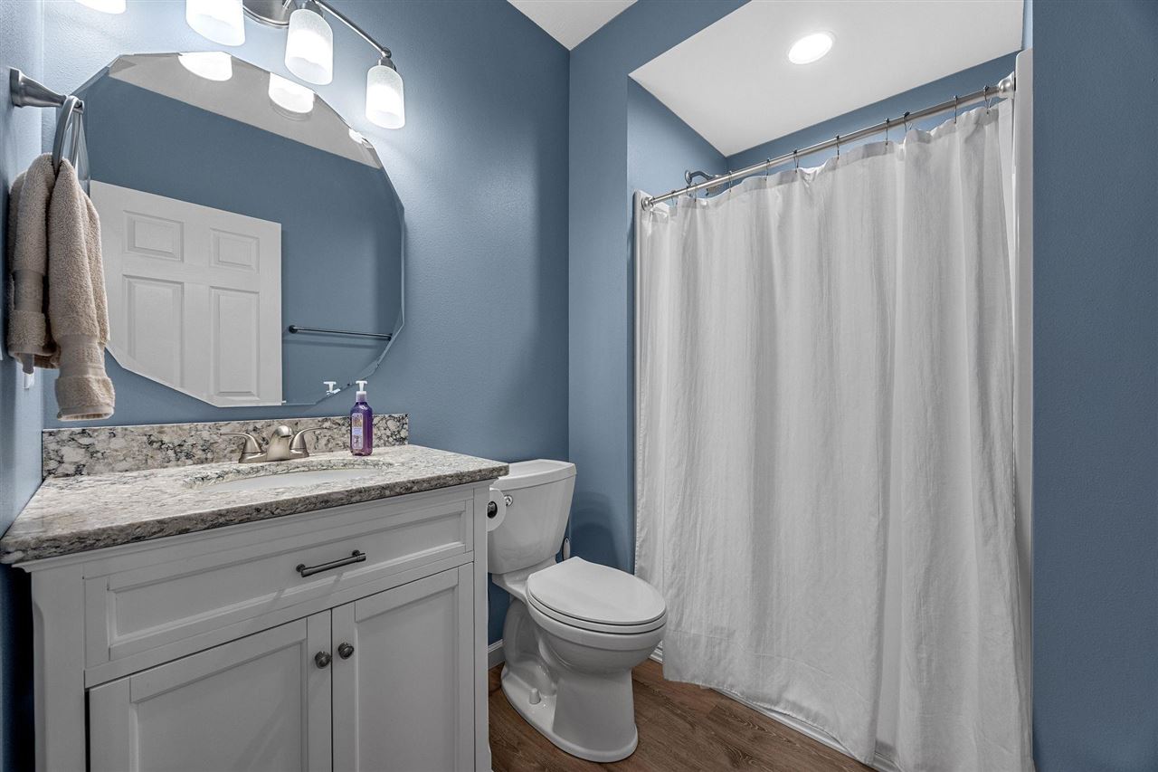 3915 Oak Ridge Drive SE Cedar Rapids IA 52403