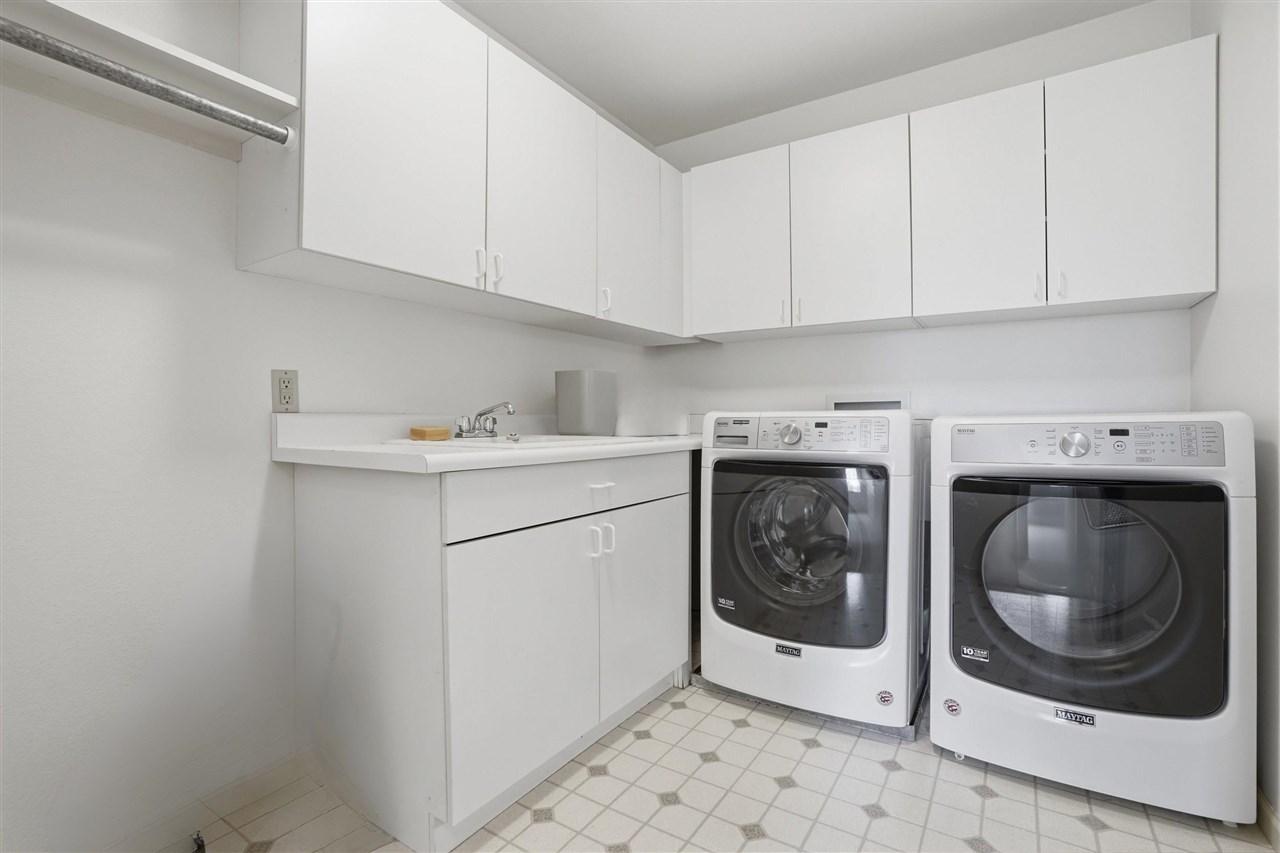 3655 Forest Gate Drive NE Iowa City IA 52240
