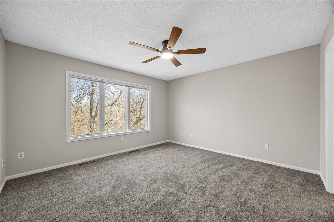 95 E Dovetail Drive Coralville IA 52241