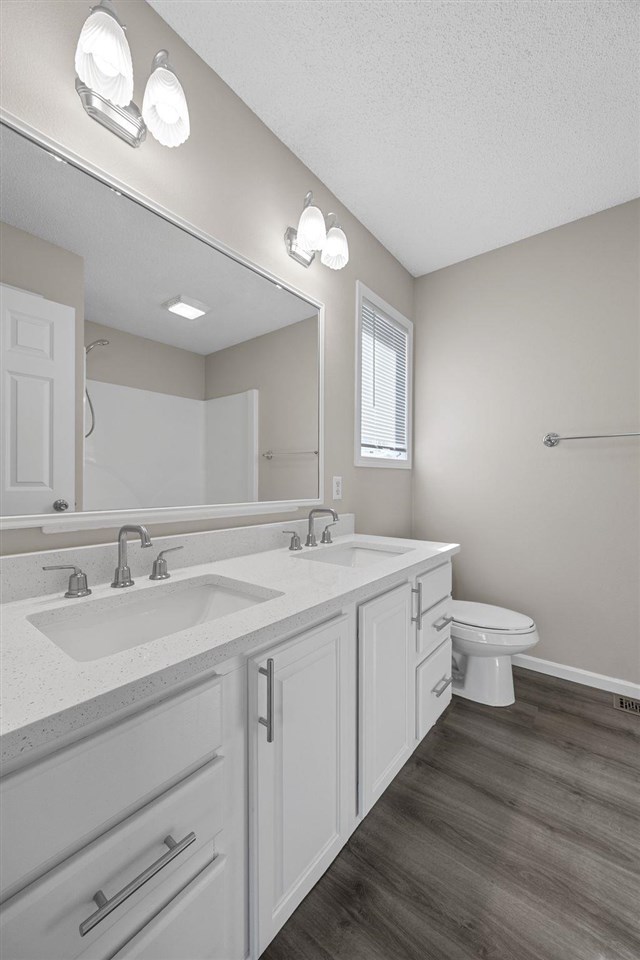 95 E Dovetail Drive Coralville IA 52241