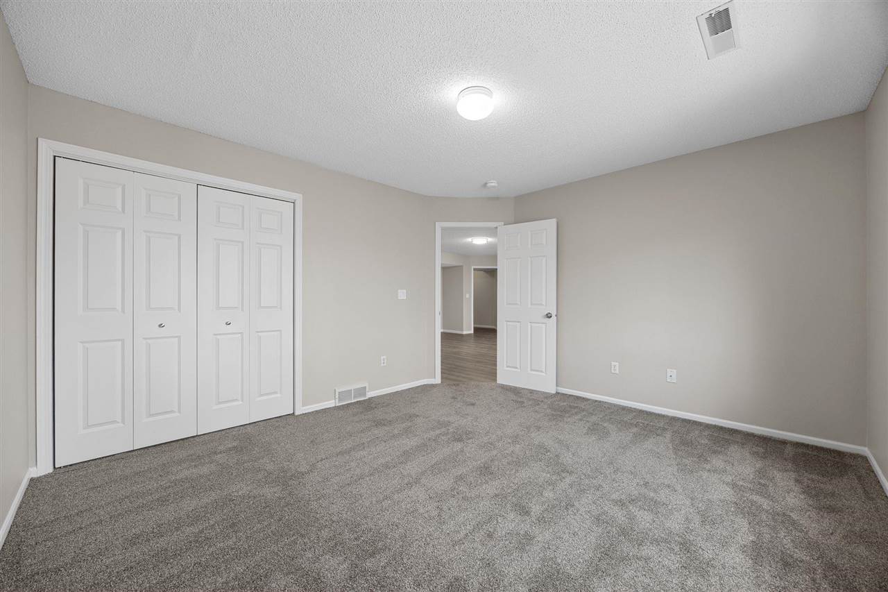 95 E Dovetail Drive Coralville IA 52241