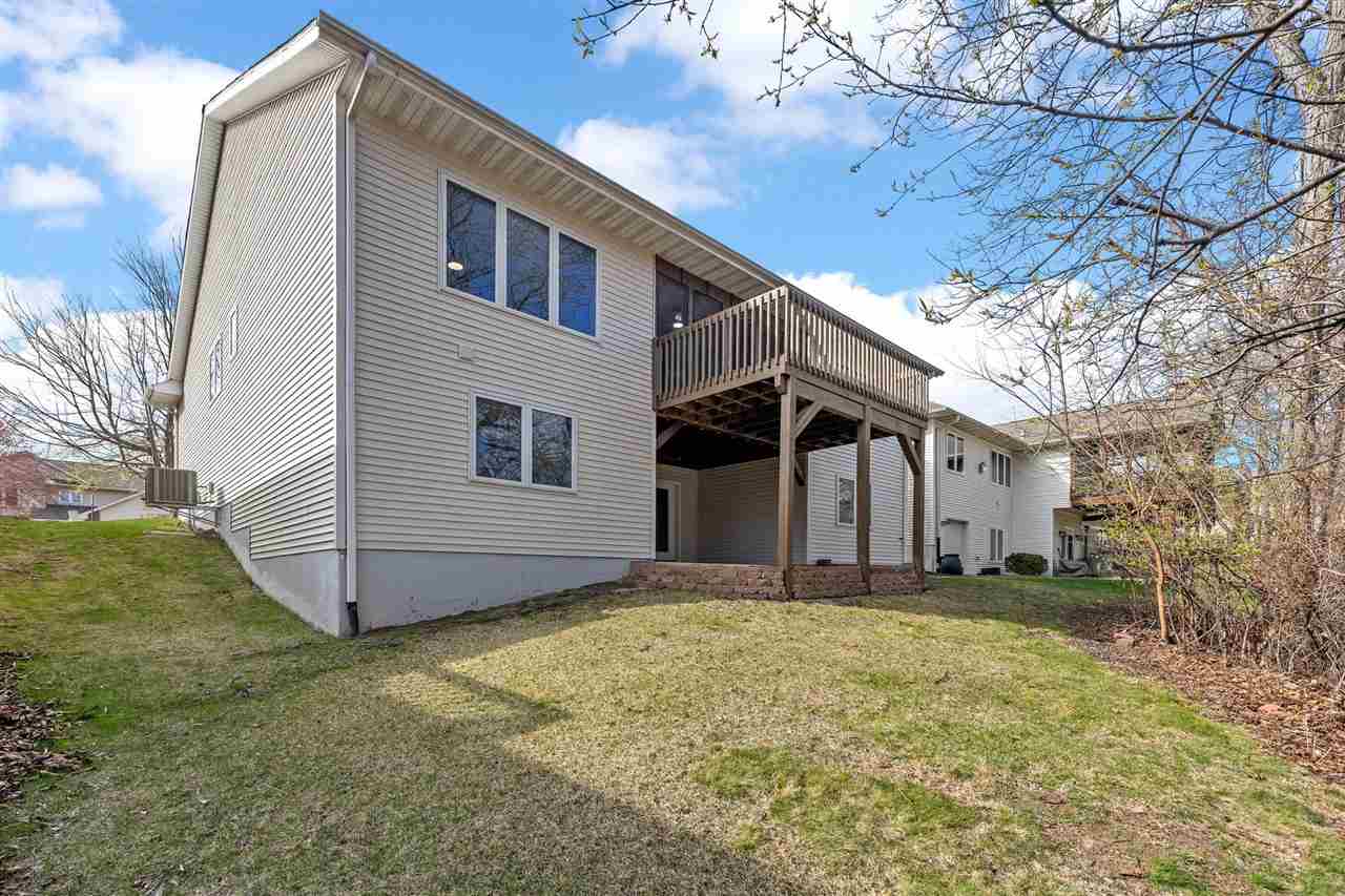 95 E Dovetail Drive Coralville IA 52241