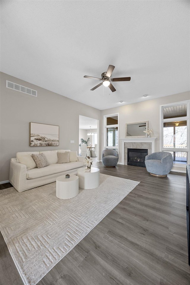 95 E Dovetail Drive Coralville IA 52241