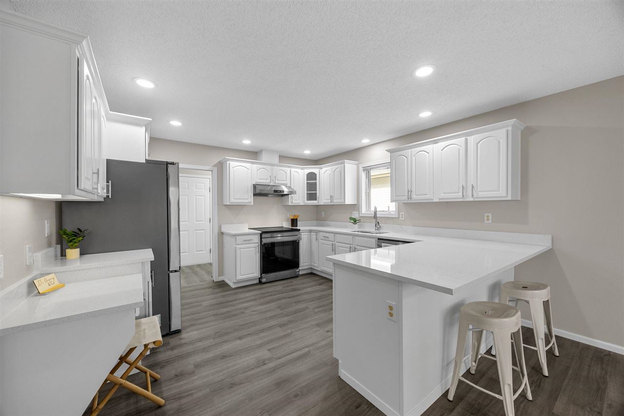 95 E Dovetail Drive Coralville IA 52241