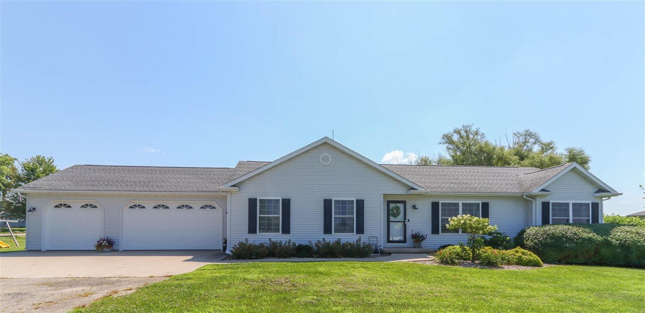 2186 Waters Way Washington IA 52353-3125