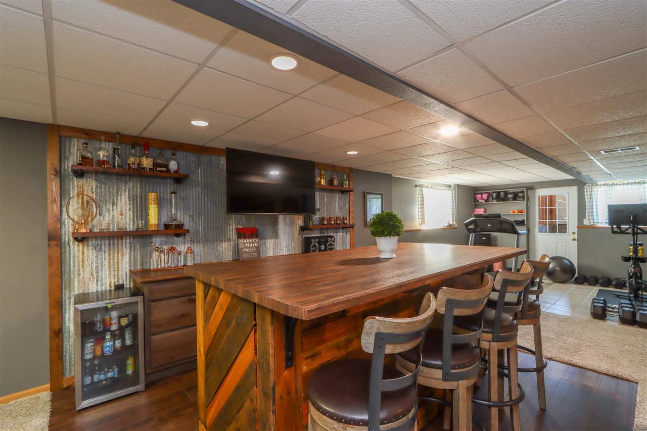 2186 Waters Way Washington IA 52353-3125
