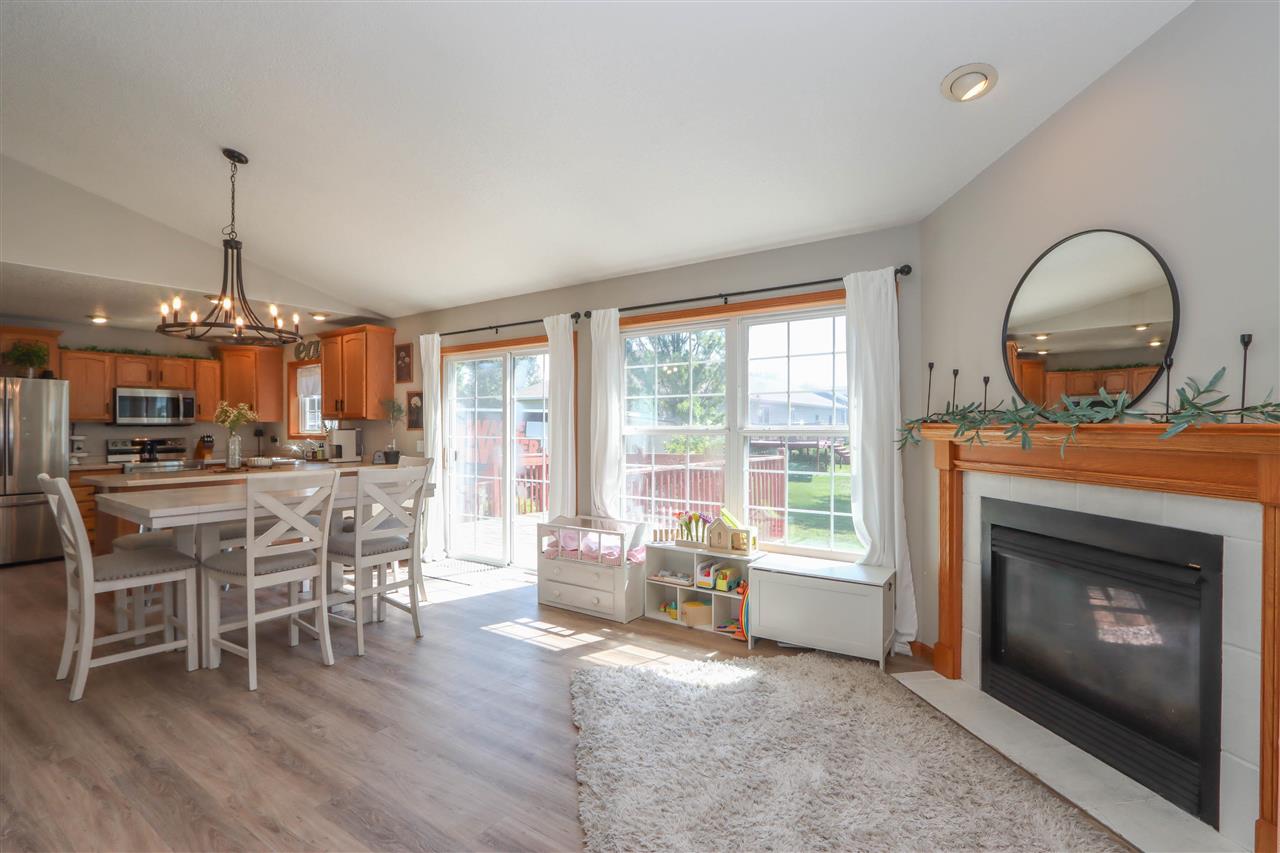2186 Waters Way Washington IA 52353-3125