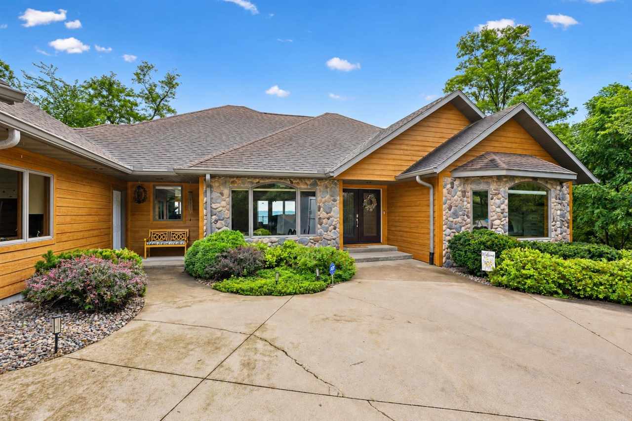 513 Acre Street Guttenberg IA 52052