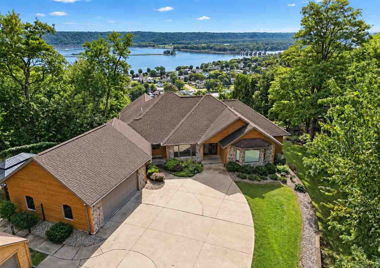 513 Acre Street Guttenberg IA 52052