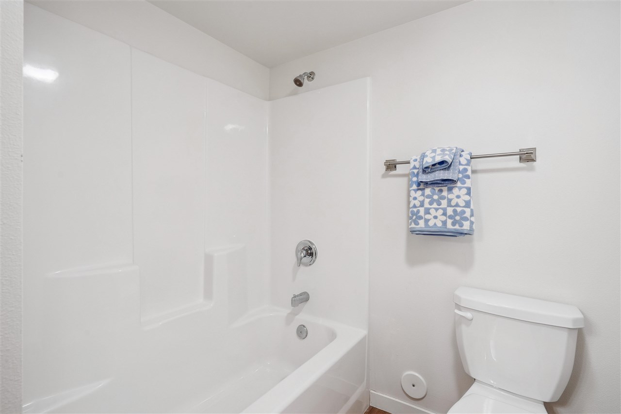 824 Nye Way Coralville IA 52241