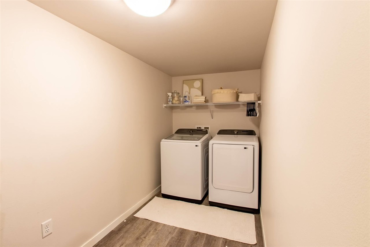201 Dogwood Lane Tiffin IA 52340