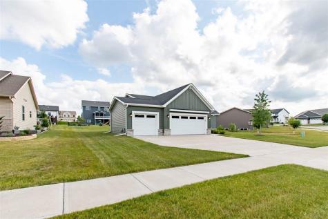 201 Dogwood Lane Tiffin IA 52340