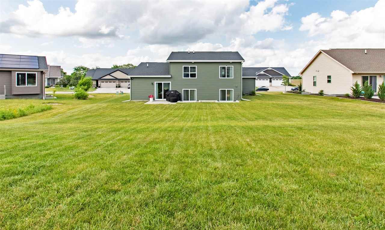 201 Dogwood Lane Tiffin IA 52340