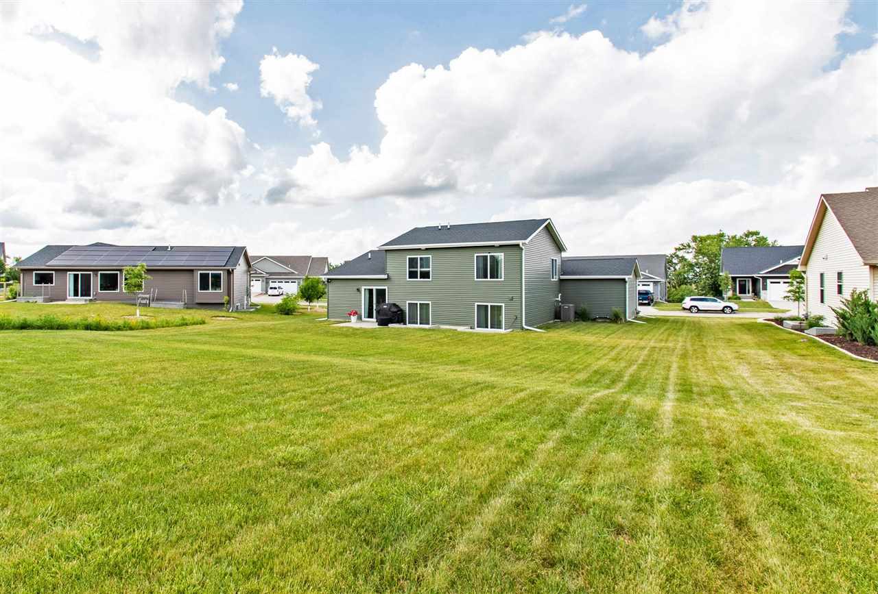 201 Dogwood Lane Tiffin IA 52340