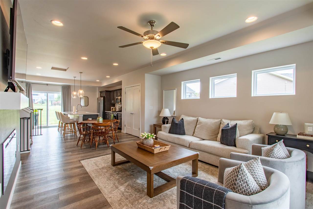 201 Dogwood Lane Tiffin IA 52340