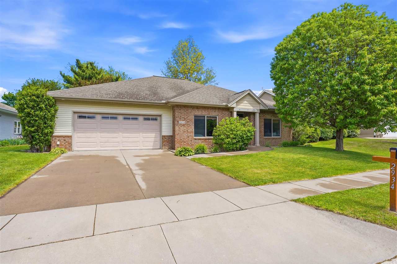 2934 Sterling Drive Iowa City IA 52240