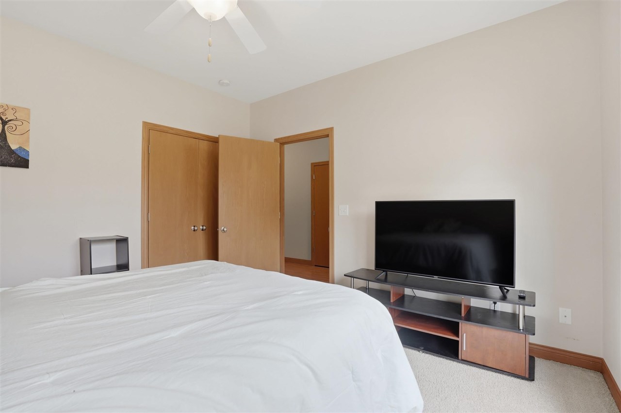 2934 Sterling Drive Iowa City IA 52240