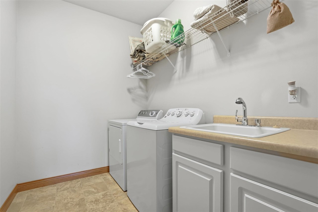 2934 Sterling Drive Iowa City IA 52240