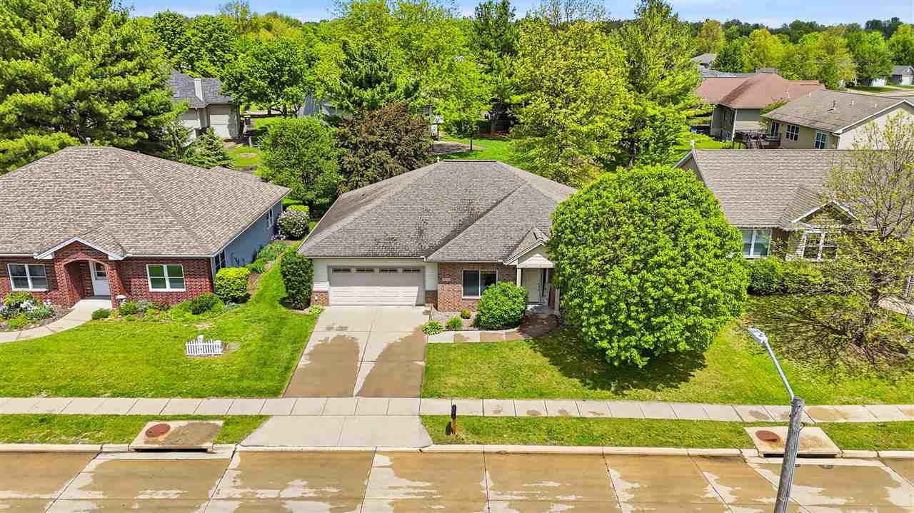 2934 Sterling Drive Iowa City IA 52240