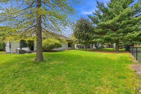 2934 Sterling Drive Iowa City IA 52240