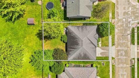 2934 Sterling Drive Iowa City IA 52240