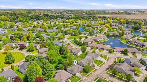 2934 Sterling Drive Iowa City IA 52240