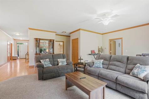 2934 Sterling Drive Iowa City IA 52240