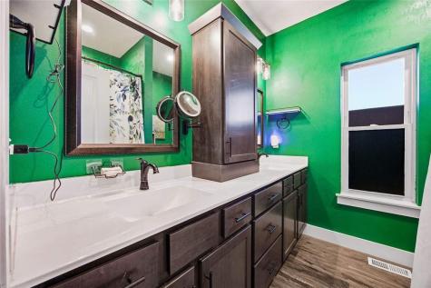 3482 Hemingway Street Marion IA 52302