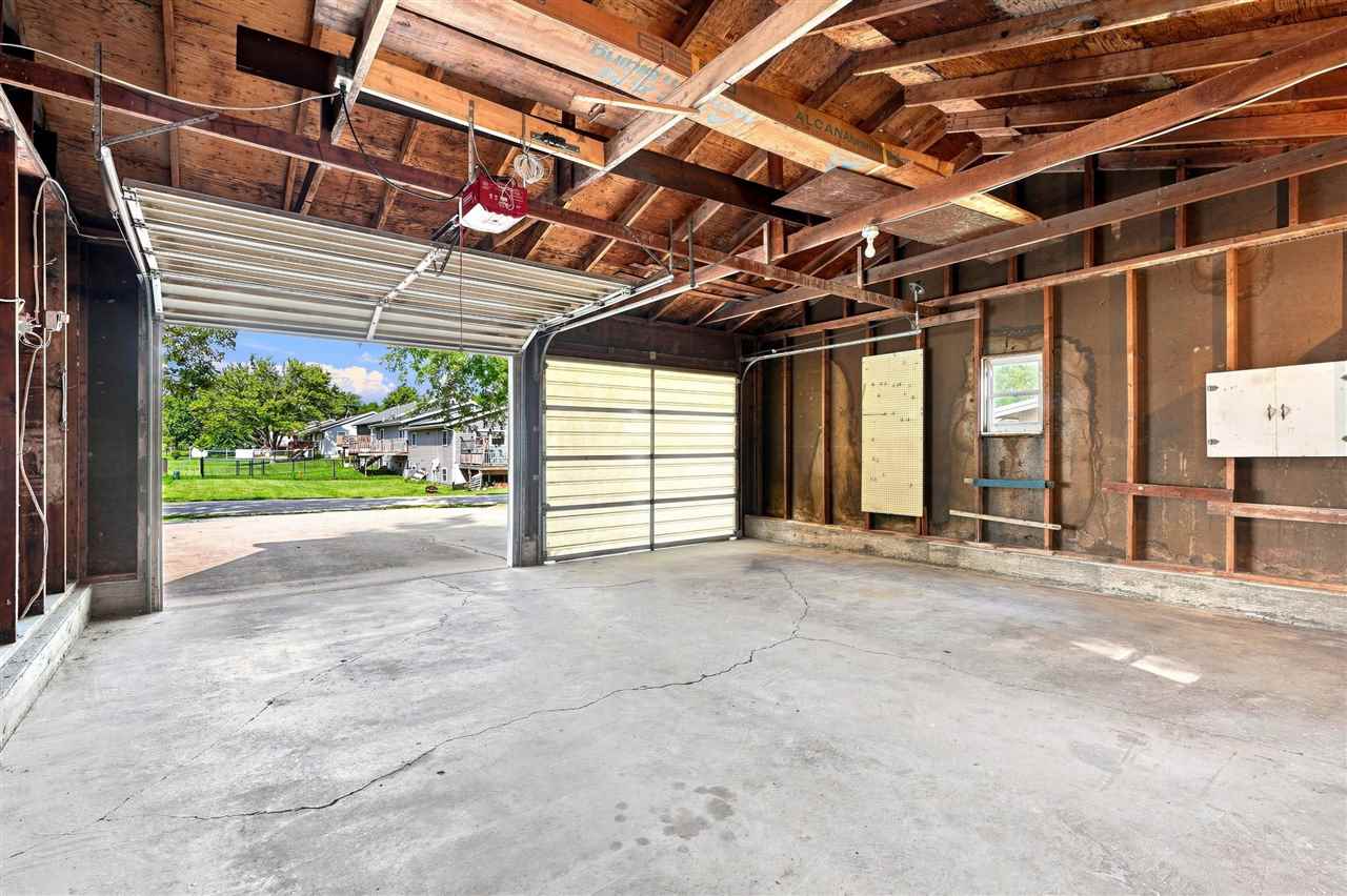 608 S 12th Avenue Washington IA 52353