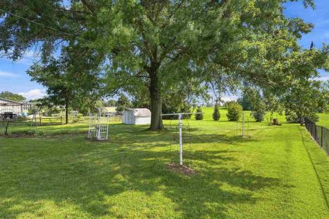 608 S 12th Avenue Washington IA 52353