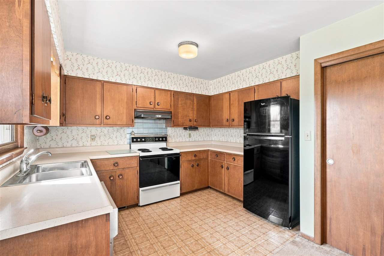 608 S 12th Avenue Washington IA 52353