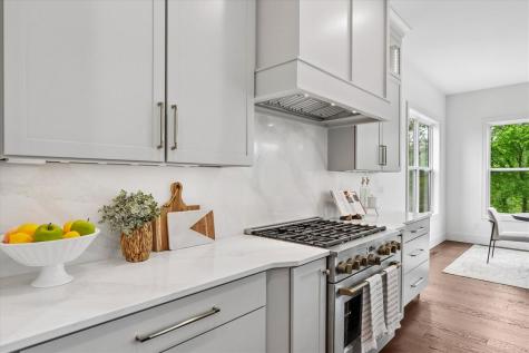 405 Macbride Trail Solon IA 52333