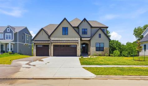 405 Macbride Trail Solon IA 52333