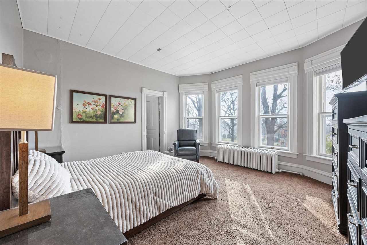 320 East Street Tipton IA 52772