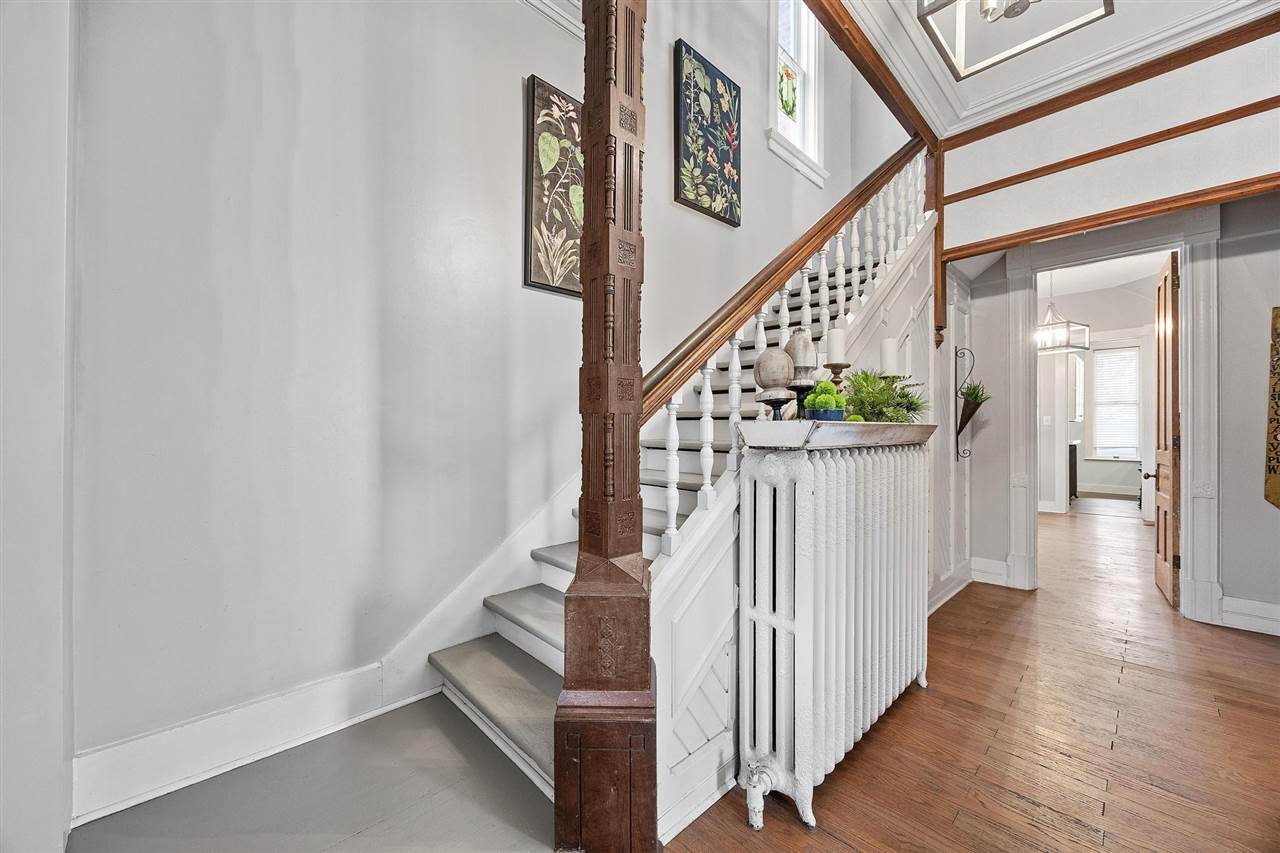 320 East Street Tipton IA 52772
