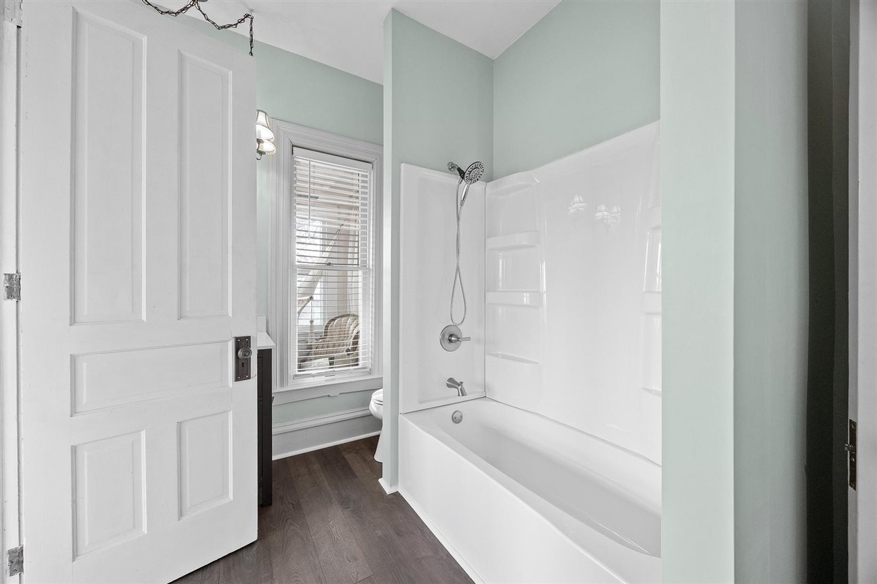 320 East Street Tipton IA 52772