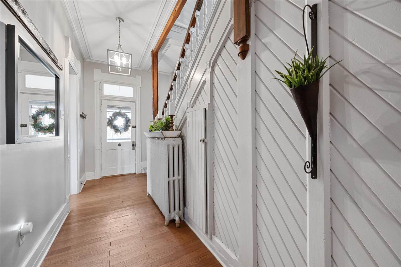 320 East Street Tipton IA 52772