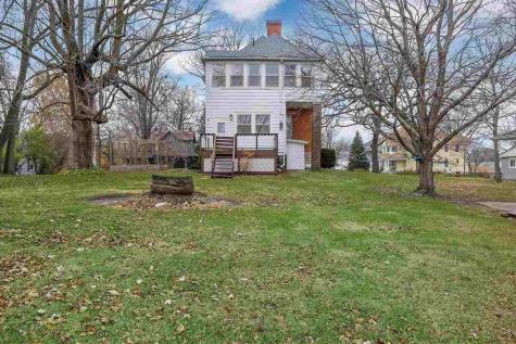 320 East Street Tipton IA 52772