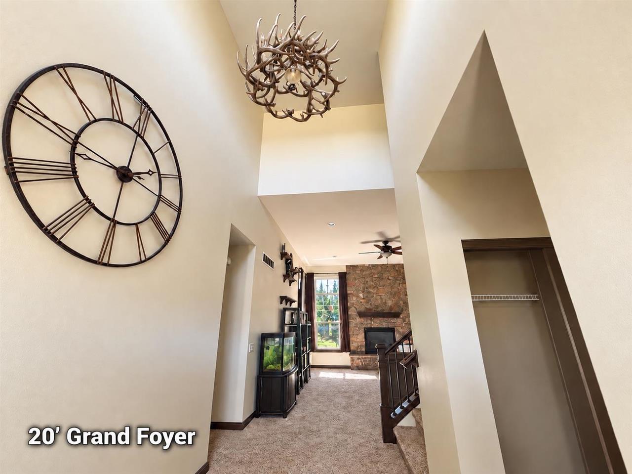 9365 Feather Ridge Way Cedar Rapids IA 52411