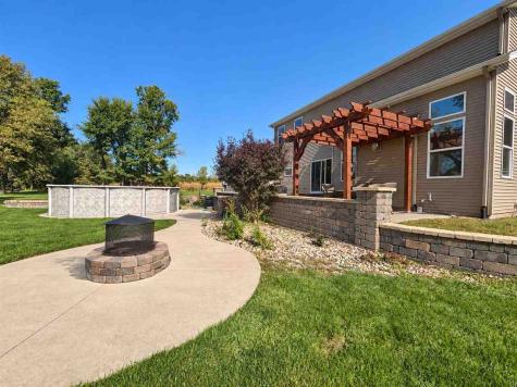 9365 Feather Ridge Way Cedar Rapids IA 52411
