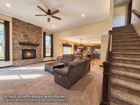 9365 Feather Ridge Way Cedar Rapids IA 52411