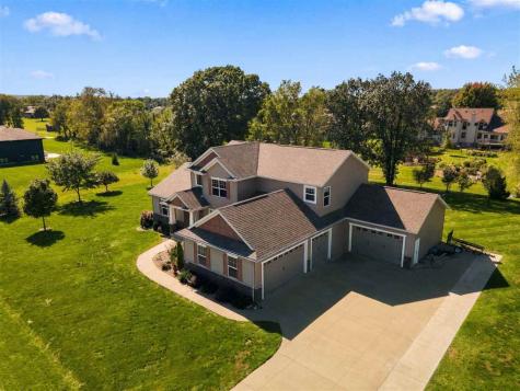 9365 Feather Ridge Way Cedar Rapids IA 52411