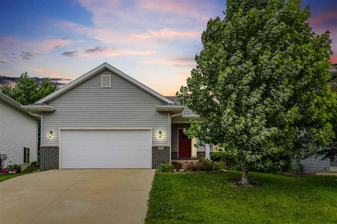 868 Mccollister Court Iowa City IA 52240