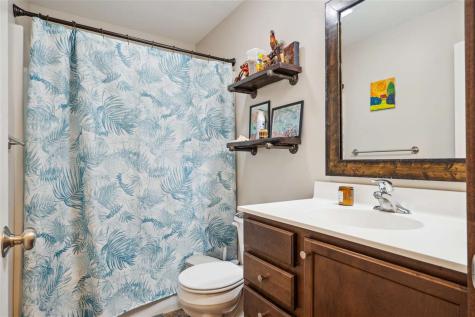 868 Mccollister Court Iowa City IA 52240
