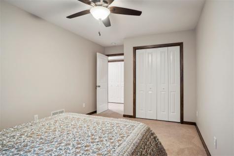 868 Mccollister Court Iowa City IA 52240