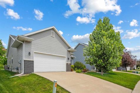 868 Mccollister Court Iowa City IA 52240