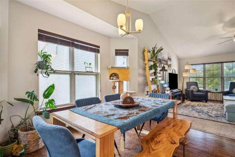 868 Mccollister Court Iowa City IA 52240
