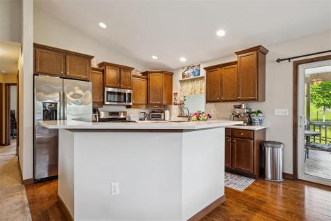 868 Mccollister Court Iowa City IA 52240