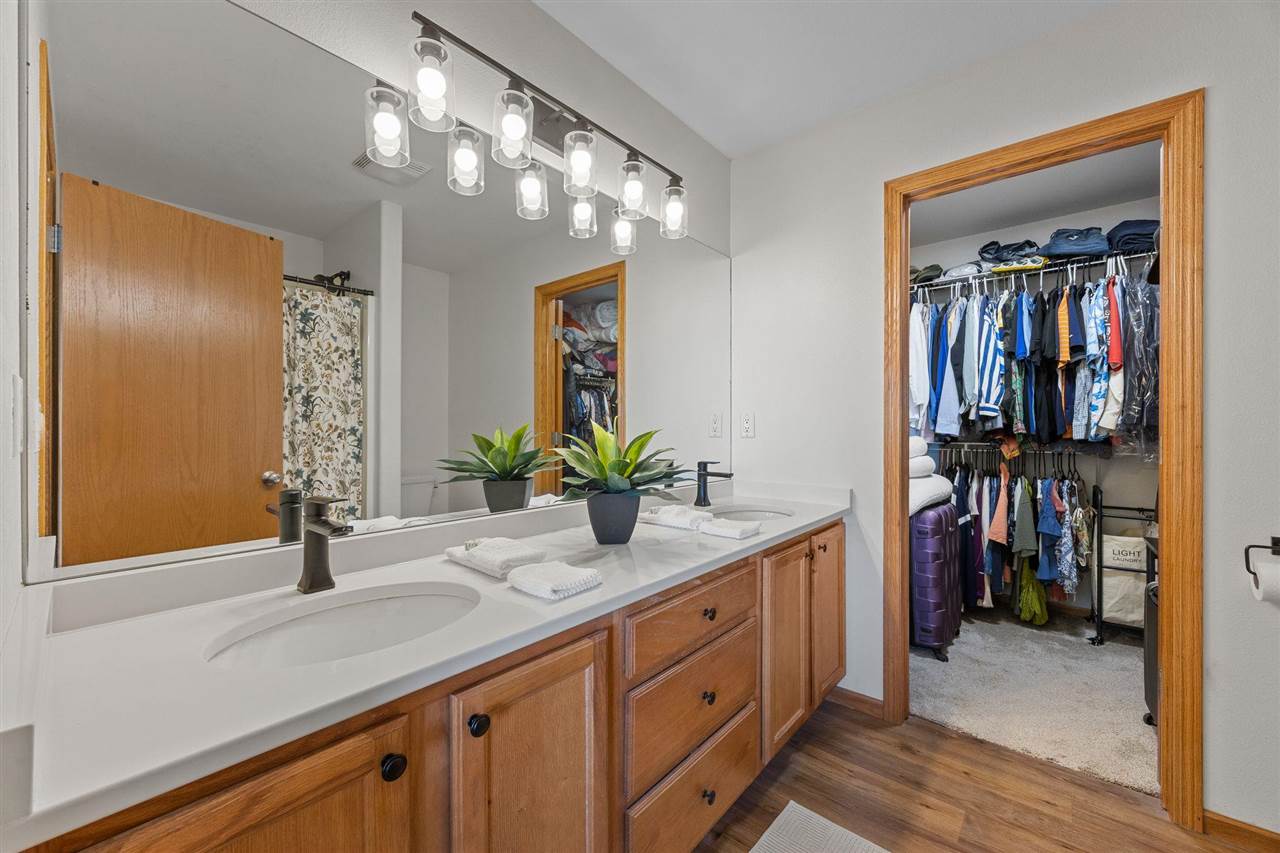 1289 Langenberg Avenue Iowa City IA 52240